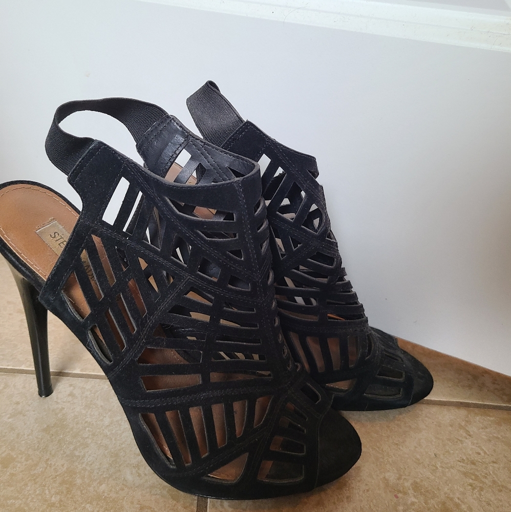 Steve Madden Bannit black heels